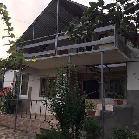 Mera Hostel Partskhanaqanevi Ngoại thất bức ảnh