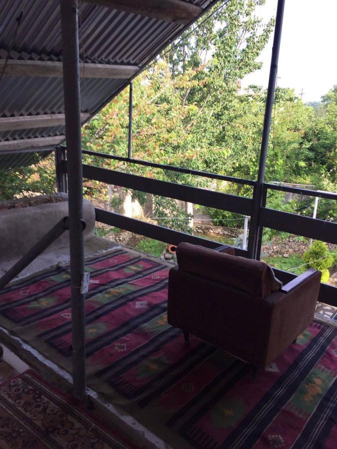 Mera Hostel Partskhanaqanevi Ngoại thất bức ảnh